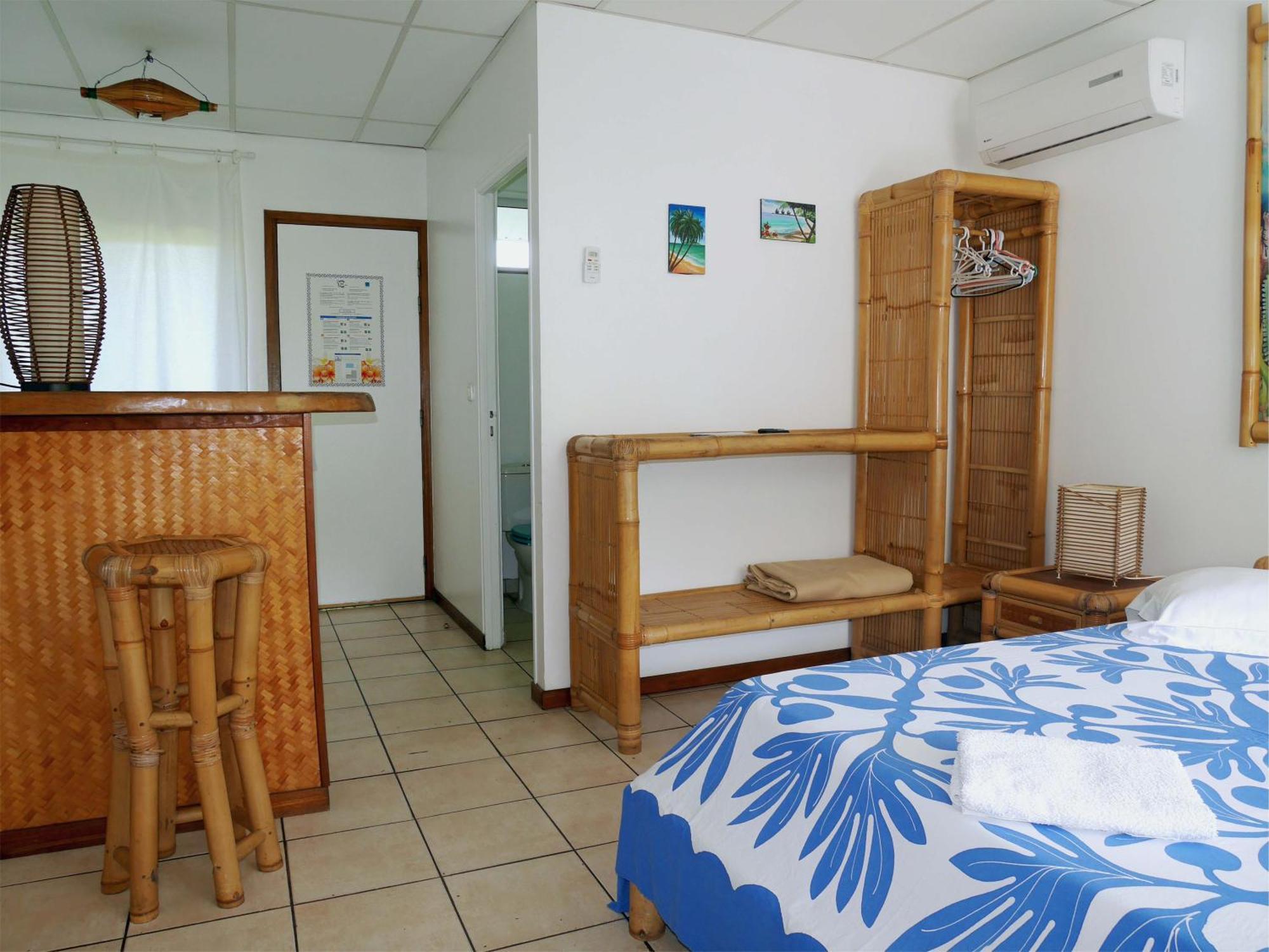 Pension De La Plage Punaauia  Bilik gambar
